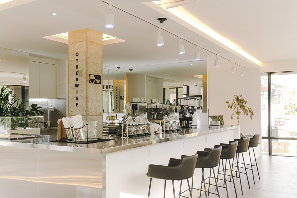 现代概念咖啡厅，27 坪釜山空间设计-9