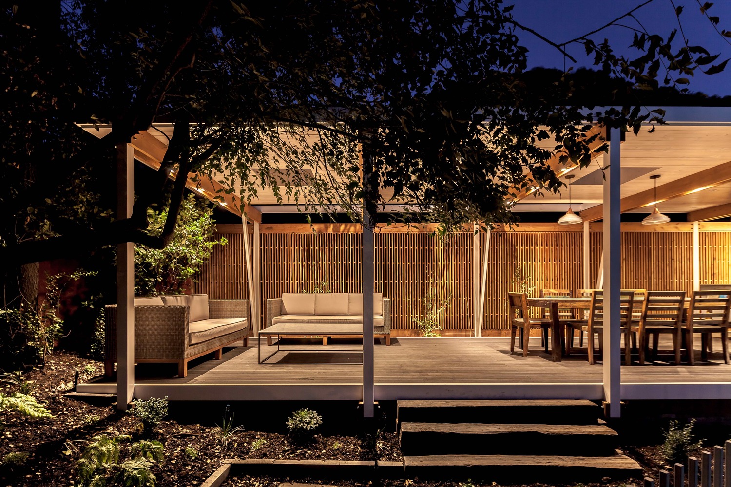 绿意盎然的多功能 Pergola Pavilion-52