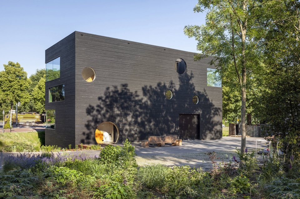 鹿特丹 13 Speciaal 总部丨荷兰鹿特丹丨Loer Architecten 事务所-19