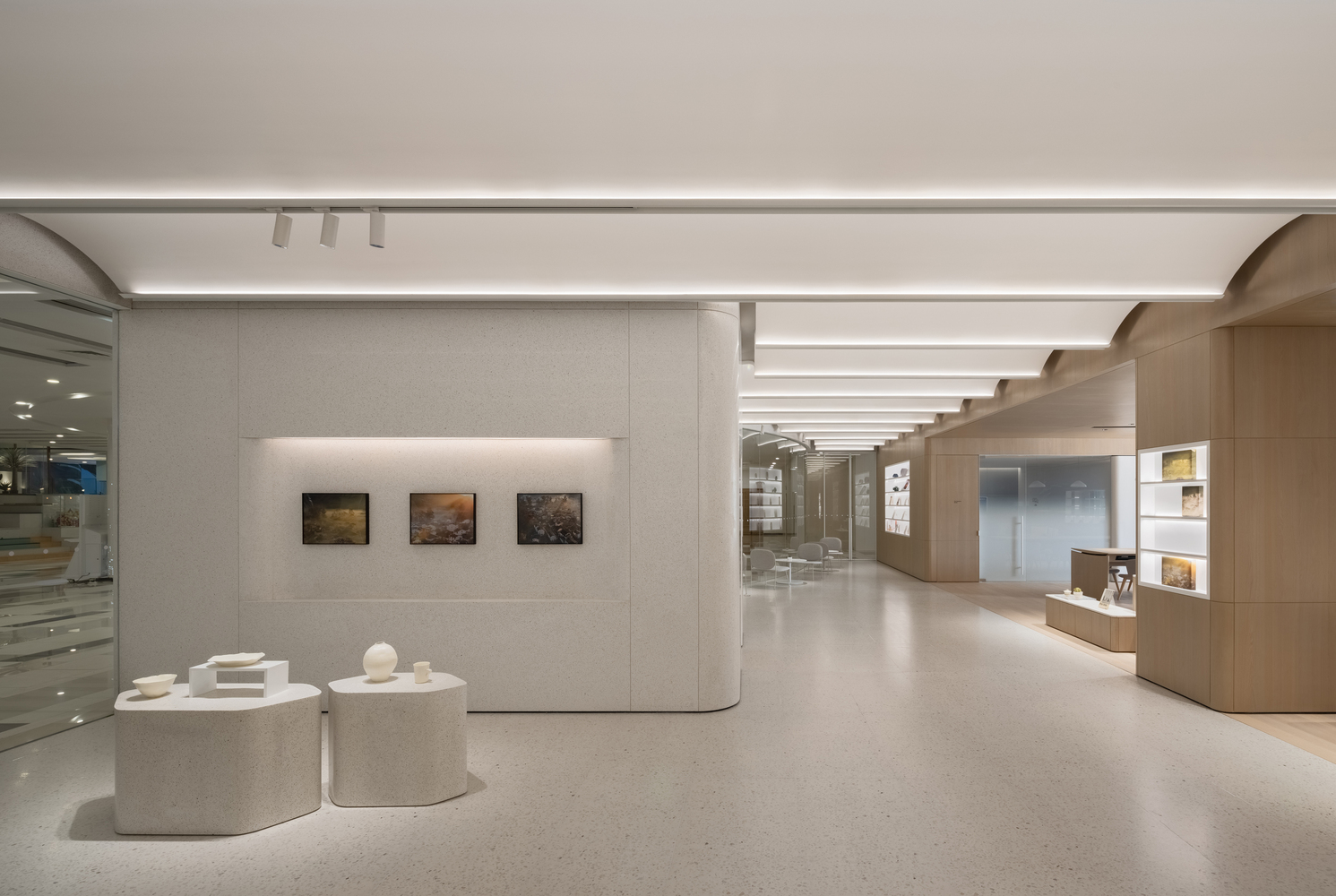 蔚来旗舰体验店,汽车展厅丨中国南昌丨LUKSTUDIO-24