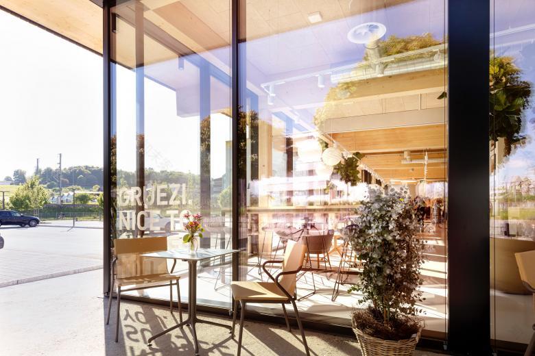 卡利达新工厂直销店丨瑞士丨TK Architekten-32