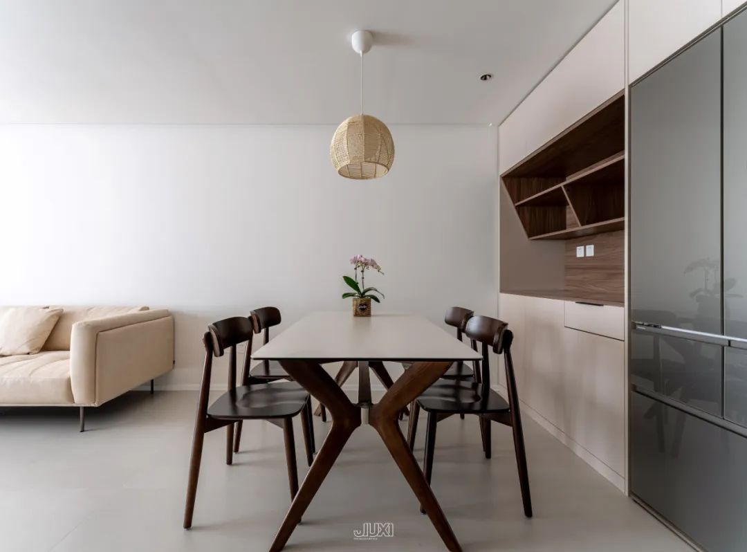 「原创案例」同色系的高级感，可以折叠的厨房解锁光影流动-41