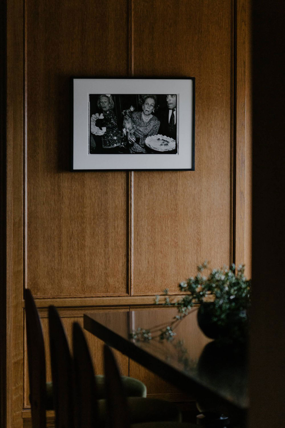 纽约时尚公寓 | 黑色卧室的独特魅力-11