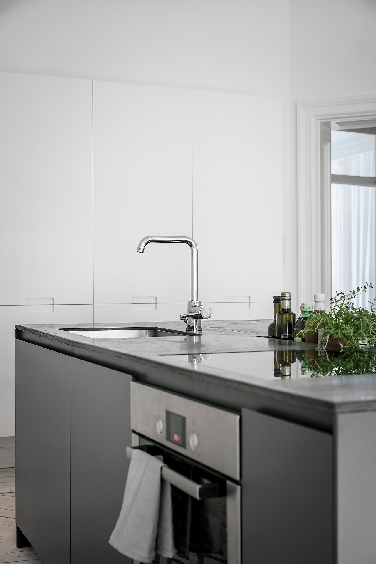 查默斯街 16 号-24