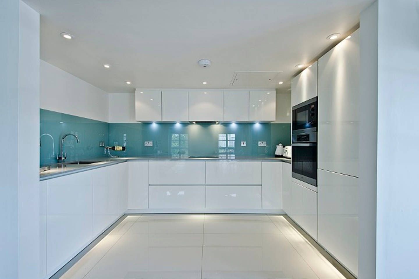 伦敦威斯敏斯特河畔豪华顶层公寓室内设计丨英国伦敦-31