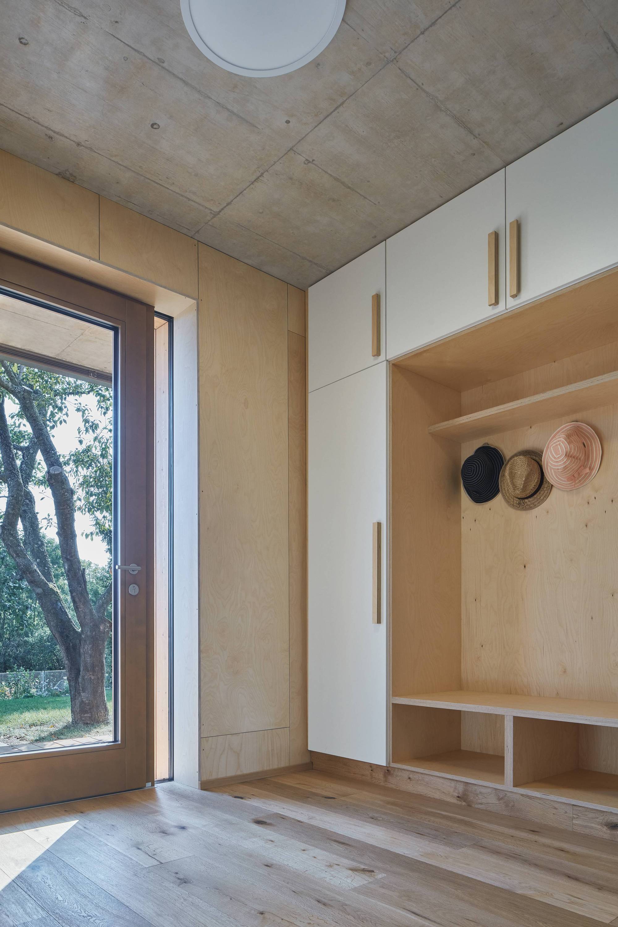 老花园里的新房子丨Czech丨kaastudio-36