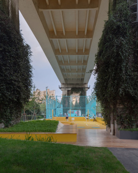 城市缝隙中的活力热点：凯旋南路桥下空间更新，上海 / VIA维亚景观