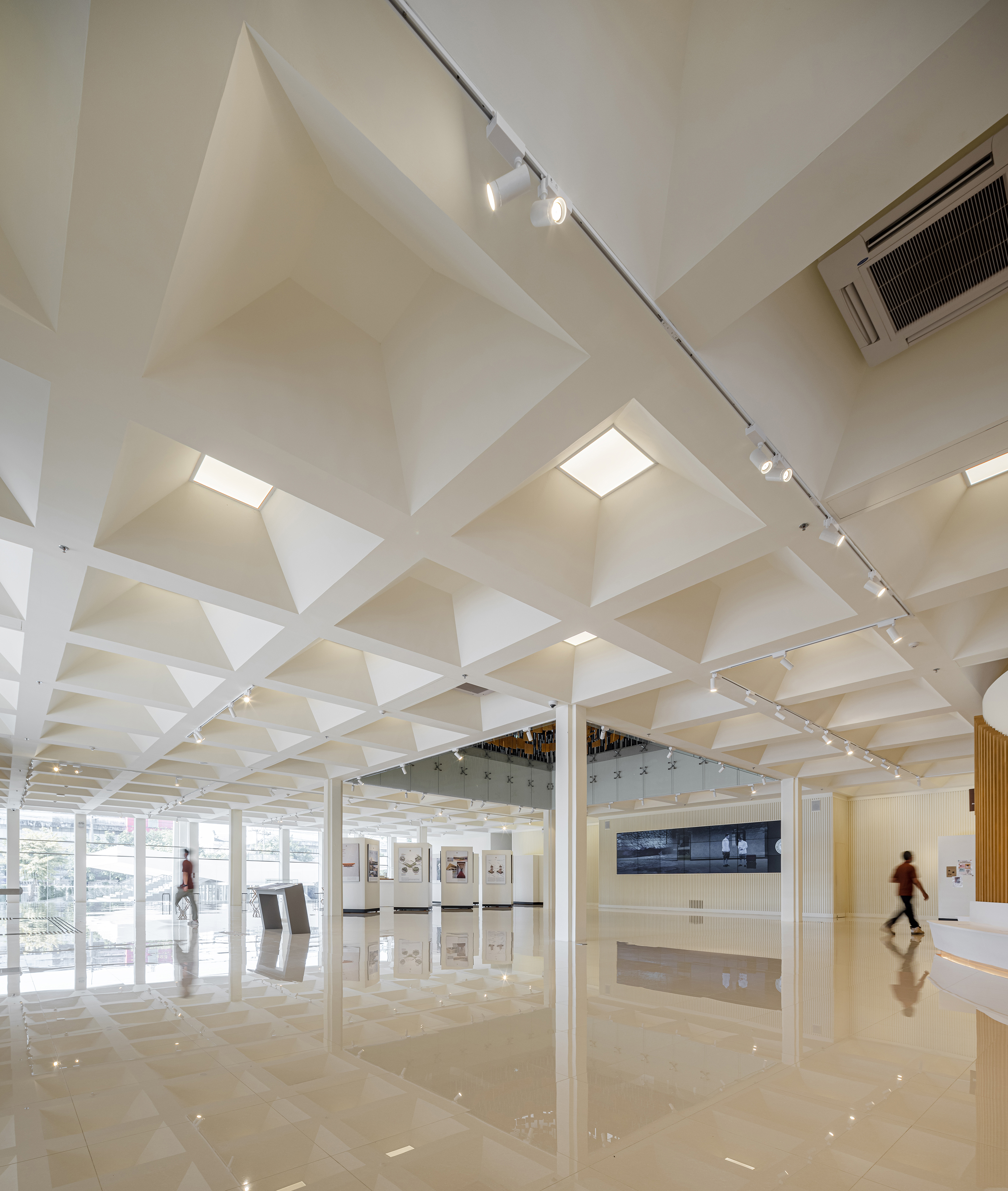 交织的网格：泰国孔敬国库博物馆 / Plan Architect-13