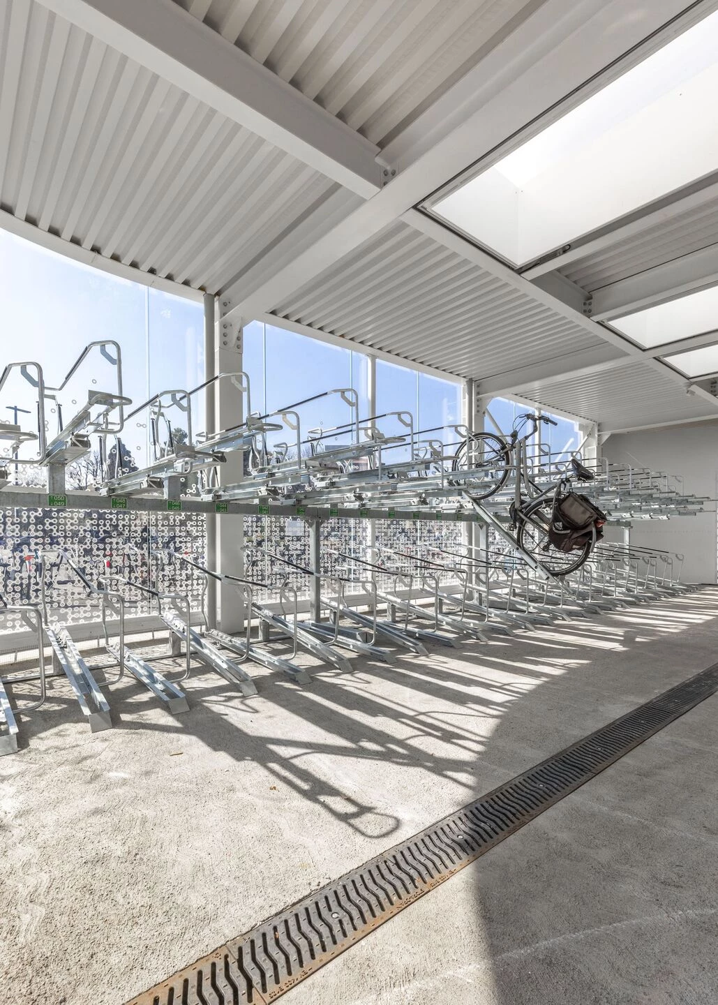 贝加莫发光自行车站丨意大利贝加莫丨STUDIO CAPITANIO ARCHITETTI-52