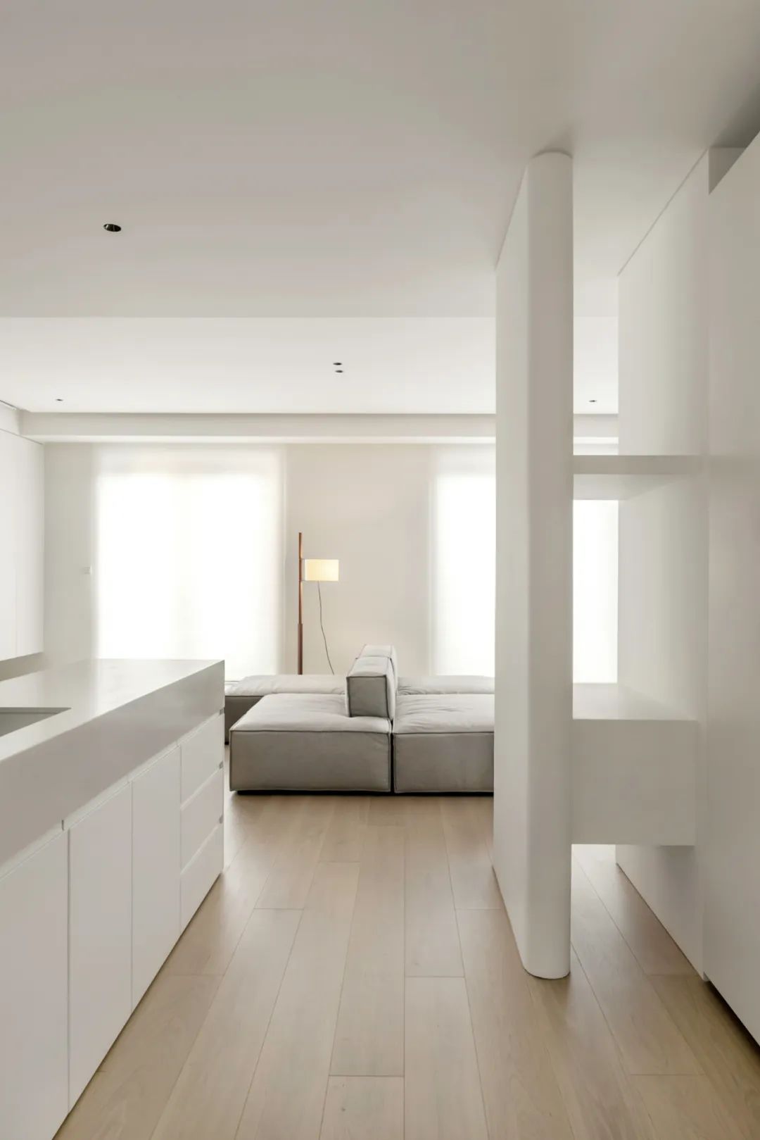 白色幻境 · 极简至上空间丨中国上海丨木卡工作室-14