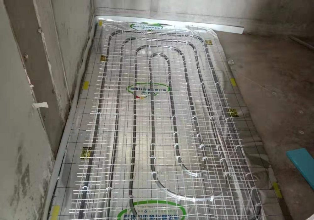 
上海宝山区密山东路毛坯房水地暖安装效果图 -6