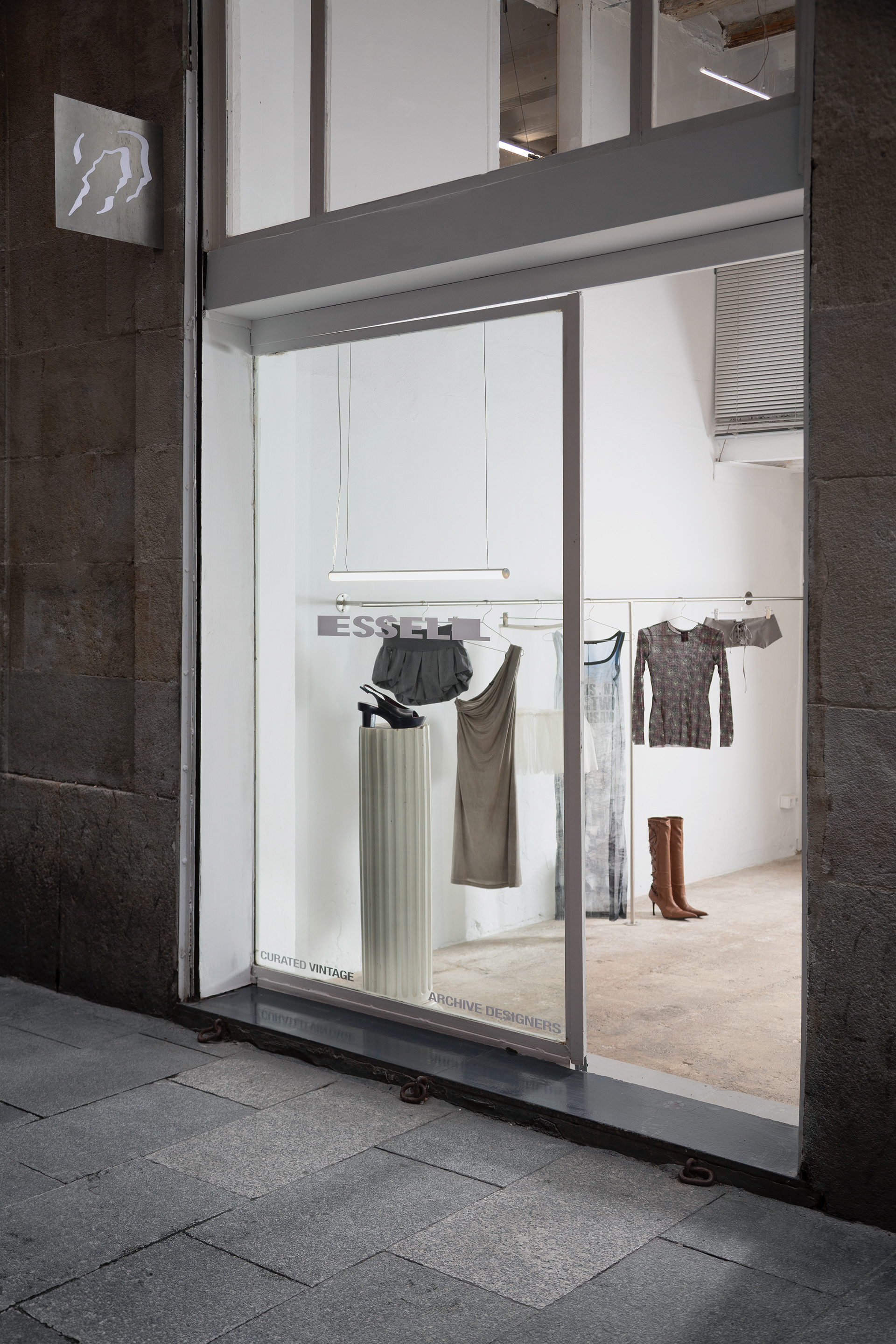 服装店丨@ven.tanastudio,Essell团队-13