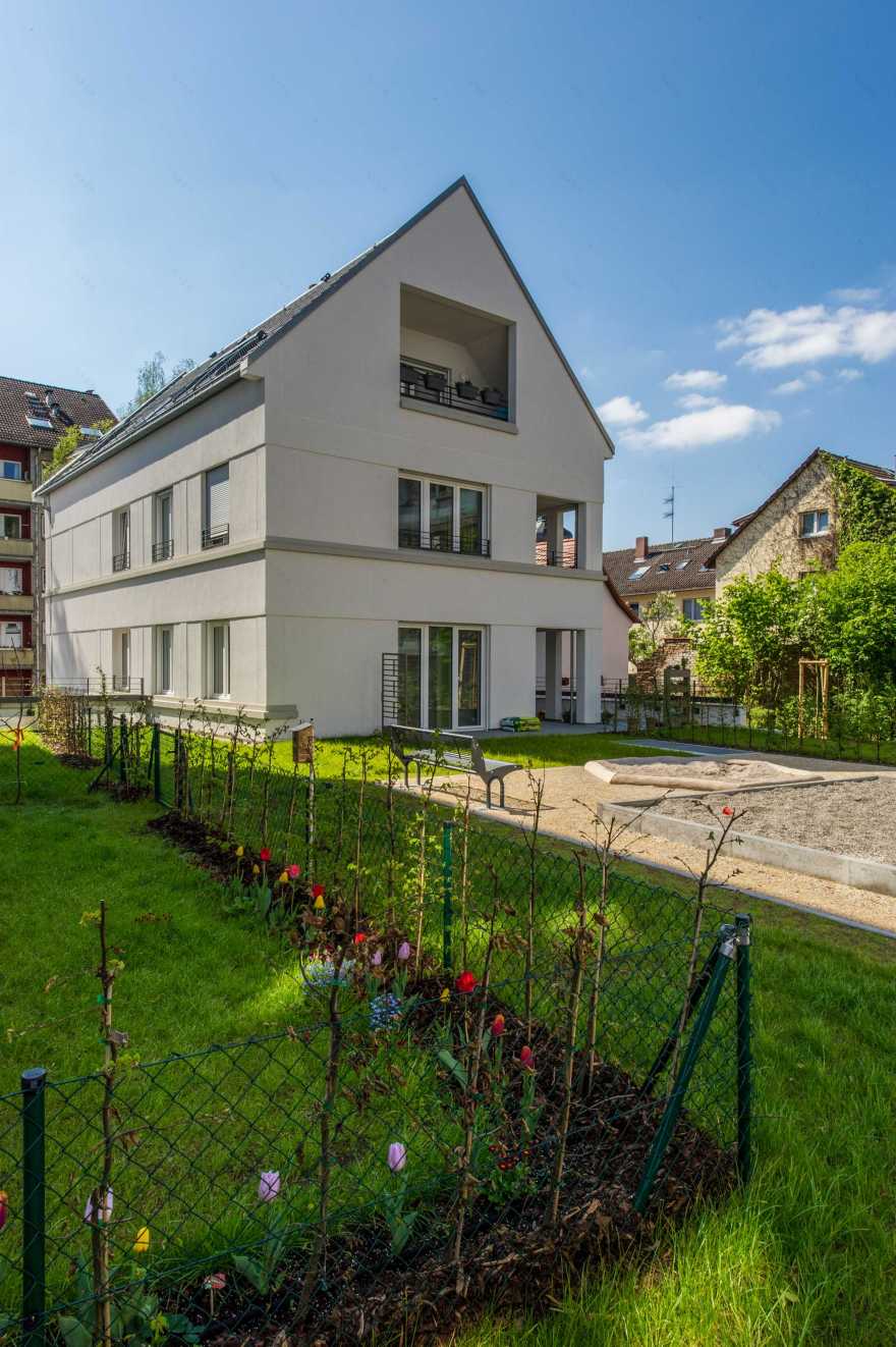 法兰克福 Eulengasse 公寓,和谐整体中的宽敞居住空间-11