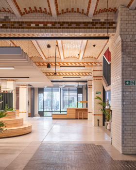 波兰 Wrocław 商业综合体 BaseCamp丨Grupa 5 Architekci