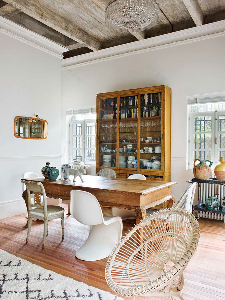 西班牙 50 年老建筑地下室公寓的惊艳翻新-5