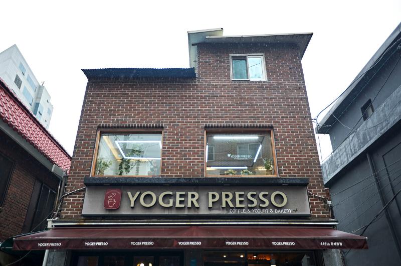 14 坪简约咖啡厅，展现 white&wood 风格魅力-14