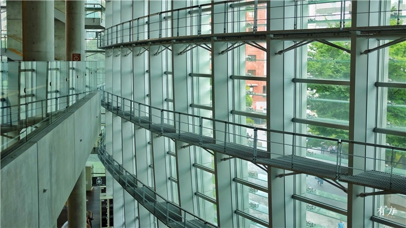 东京国立新美术馆丨日本东京丨黑川纪章-25