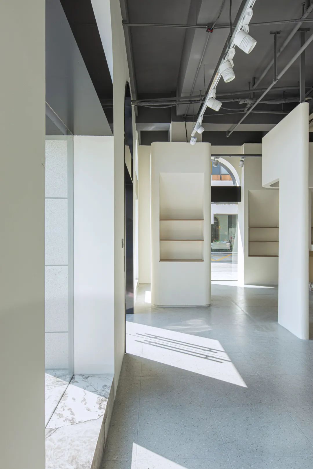 苏州北语服装店丨中国苏州丨不止设计-10