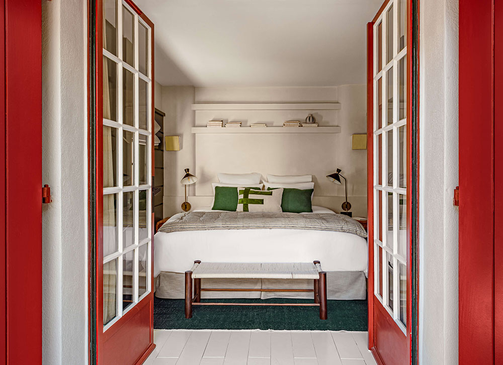 在法国美丽的宾馆设计中运用色彩和装饰进行创作-13