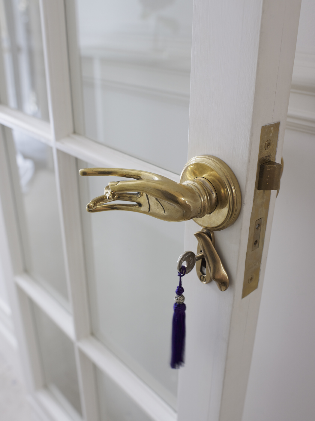 Home Tour : Harriet Anstruther’s bright and modern 1840s London town house - Studio Flodeau-23