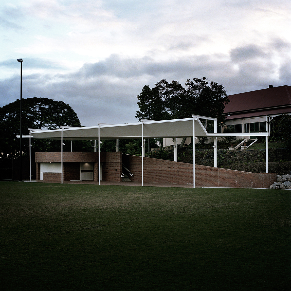 St Ignatius School   Sports Pavilion   Field Richards＆Spence-2