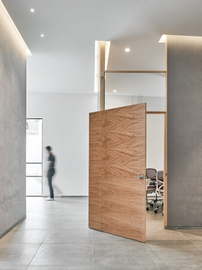 皮卡迪利兰花酒店（如果这是一个酒店名的常见译法；如果不是酒店名，Orchid是兰花，Piccadilly是皮卡迪利（伦敦著名大街名等） ，直译为皮卡迪利兰花 ） 丨IndiaBangalore丨FADD Studio-17