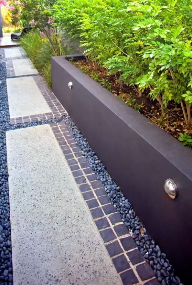 狭长院子变身艺术空间的设计秘密-50