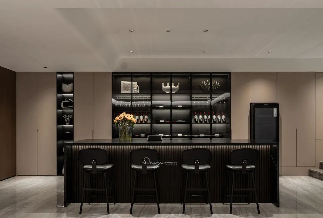 现代时尚的 280㎡小院私宅丨罗太翔,于倩-70