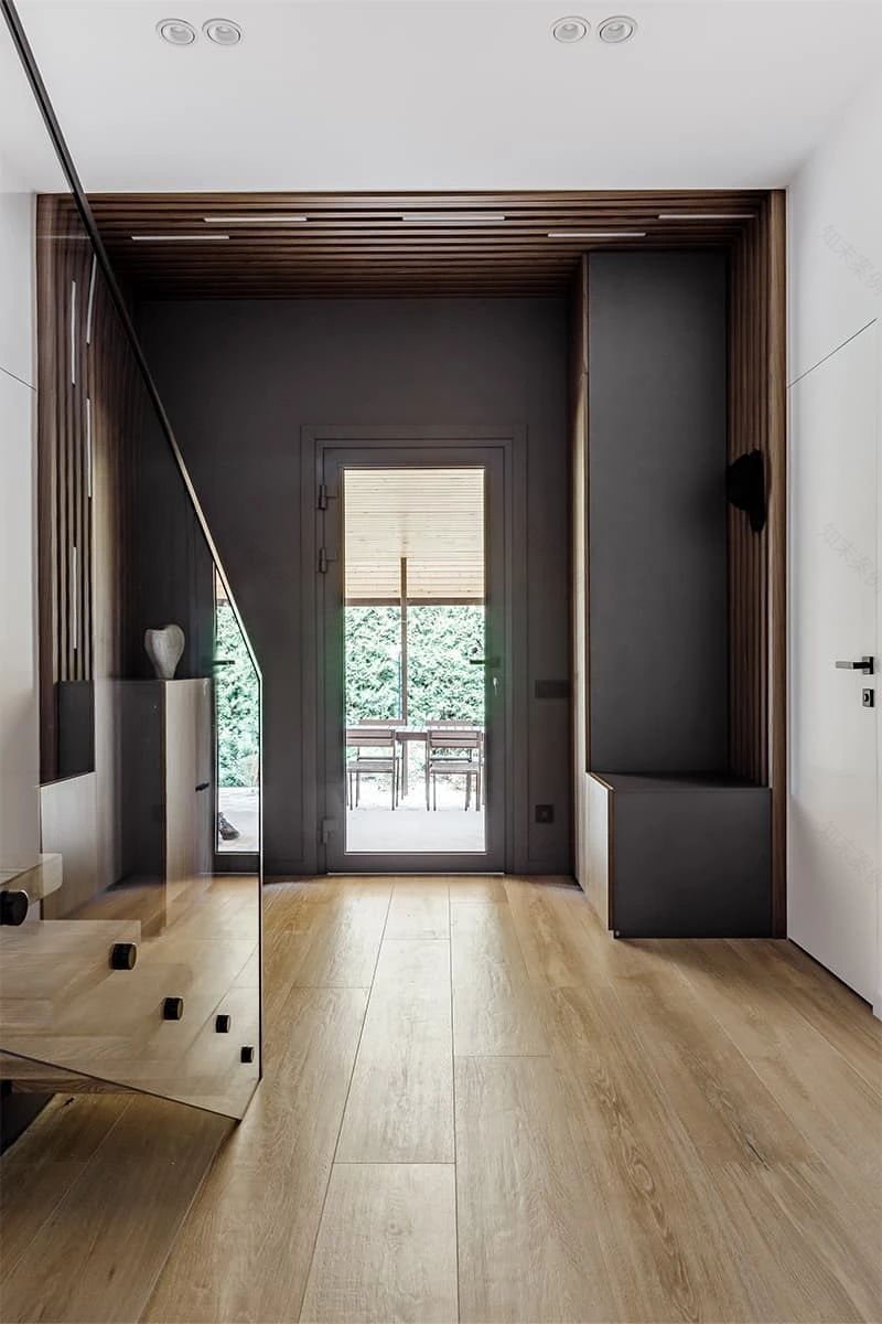 母子俩的 142㎡现代住宅设计-25