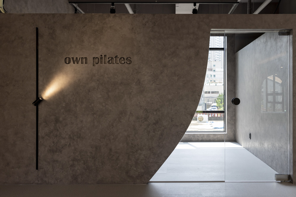 现代工业风 | 26 平小空间的极致利用-12