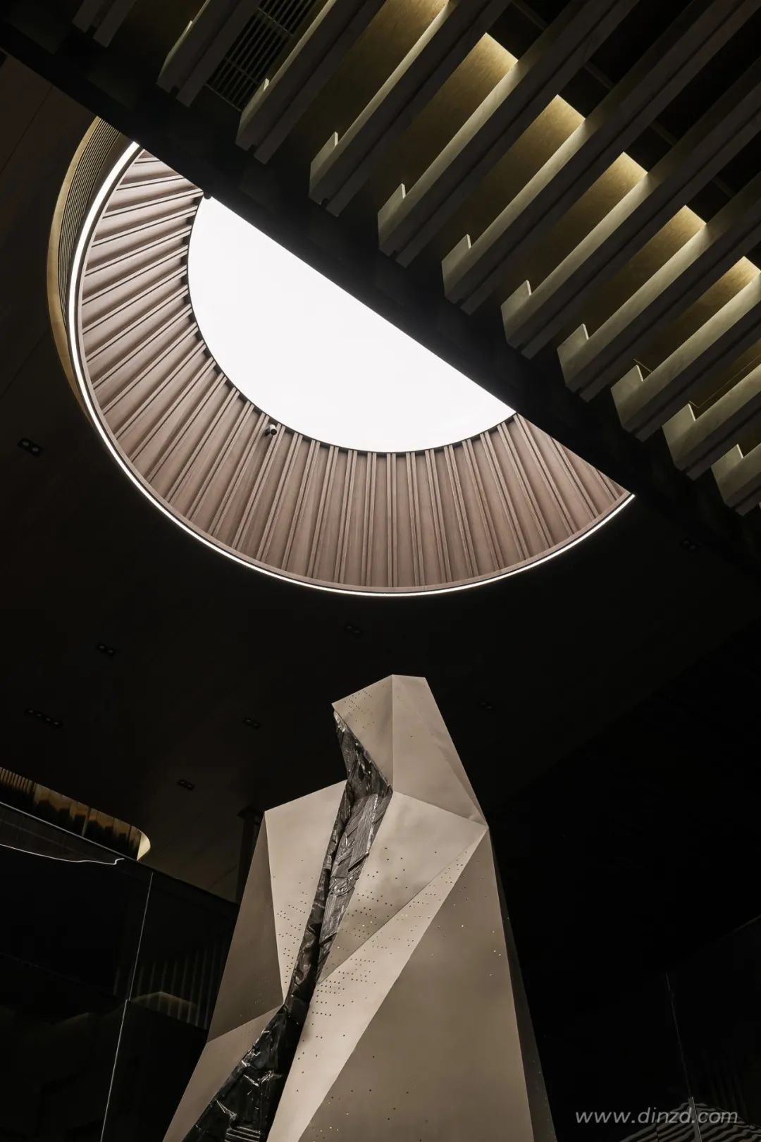 龙湖天曜售楼中心丨中国天津丨深圳市大倉设计顾问有限公司-18