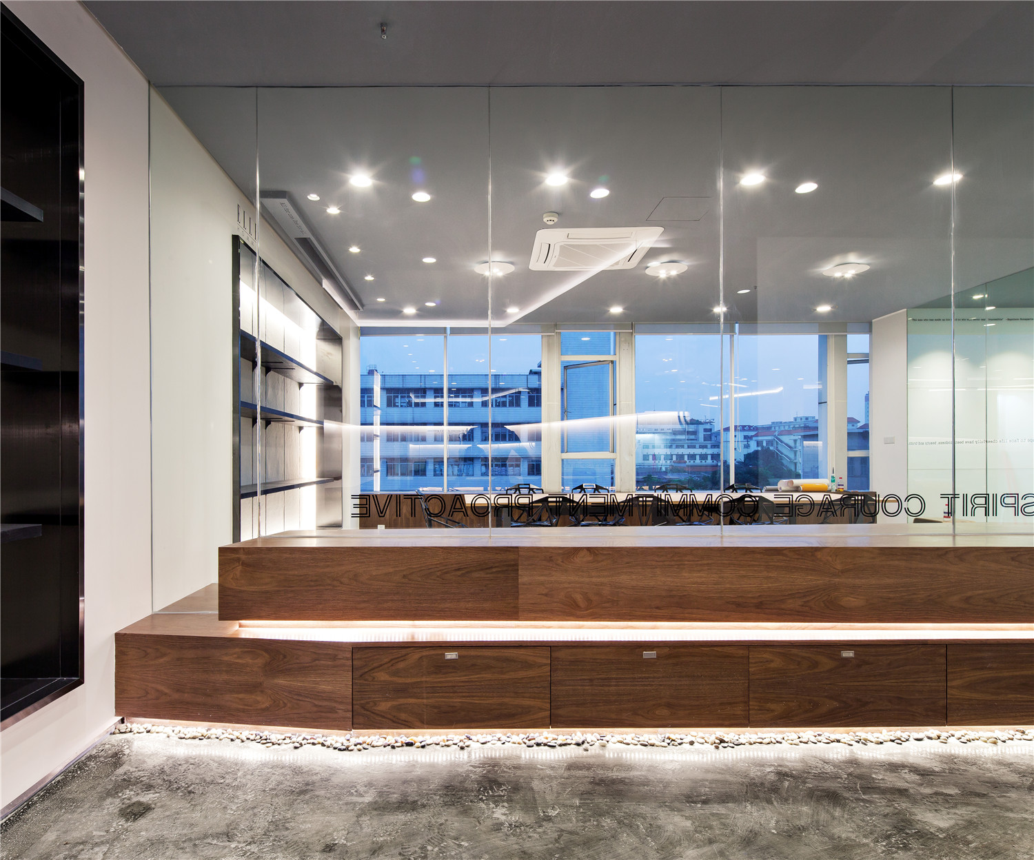 折纸空间·《世界时装之苑》办公室-19