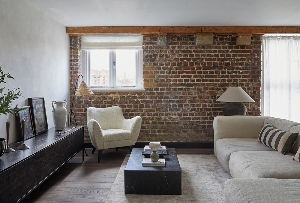 伦敦旧仓库改造的带砖砌墙与柔和装饰的阁楼丨英国伦敦-20