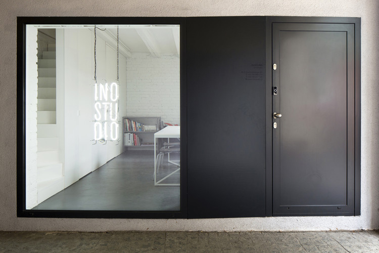 波兰格利维斯中心后工业区旧房翻新成现代办公室-32