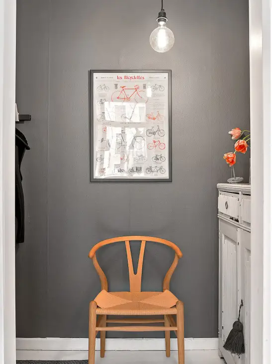 色彩强烈的两室一厅设计 | 深蓝与水泥的完美融合-9