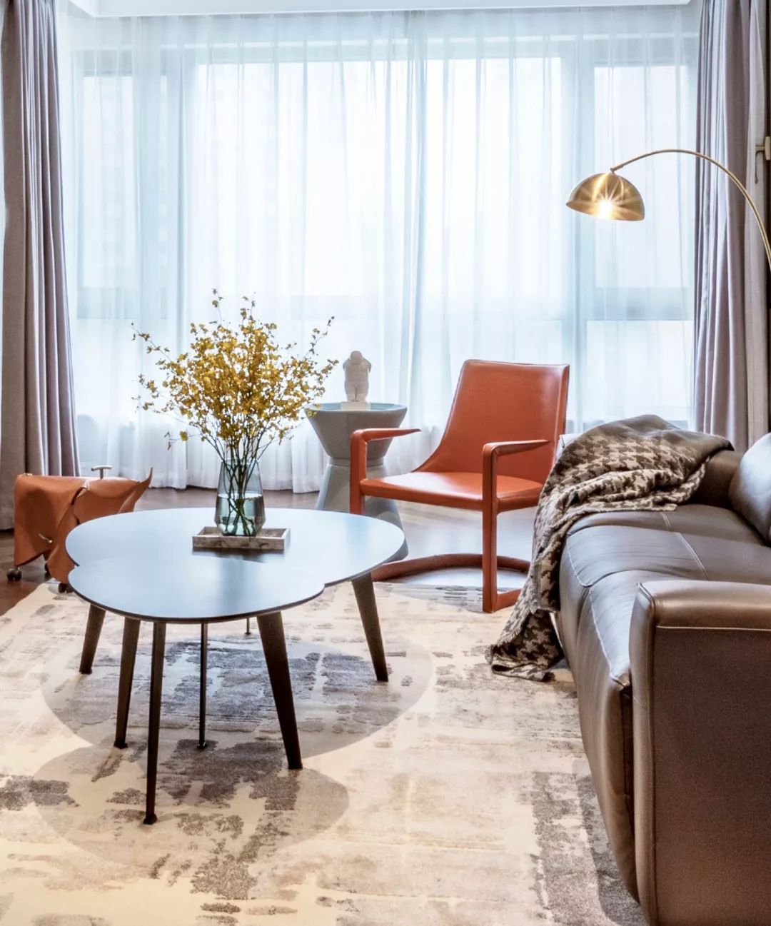 陈洁新作 | 度灰格调空间，金属皮革跨界碰撞-16