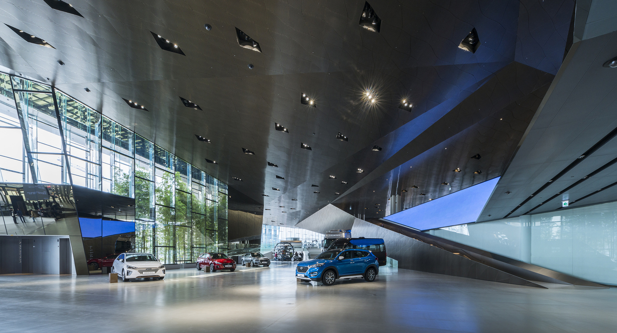 Hyundai Motorstudio Goyang  Delugan Meissl Associated Architects-40