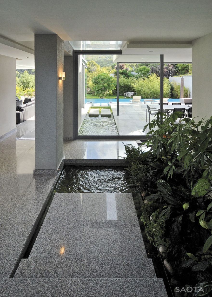 南非开普敦 Montrose 别墅 | 现代主义风格的宁静空间-36