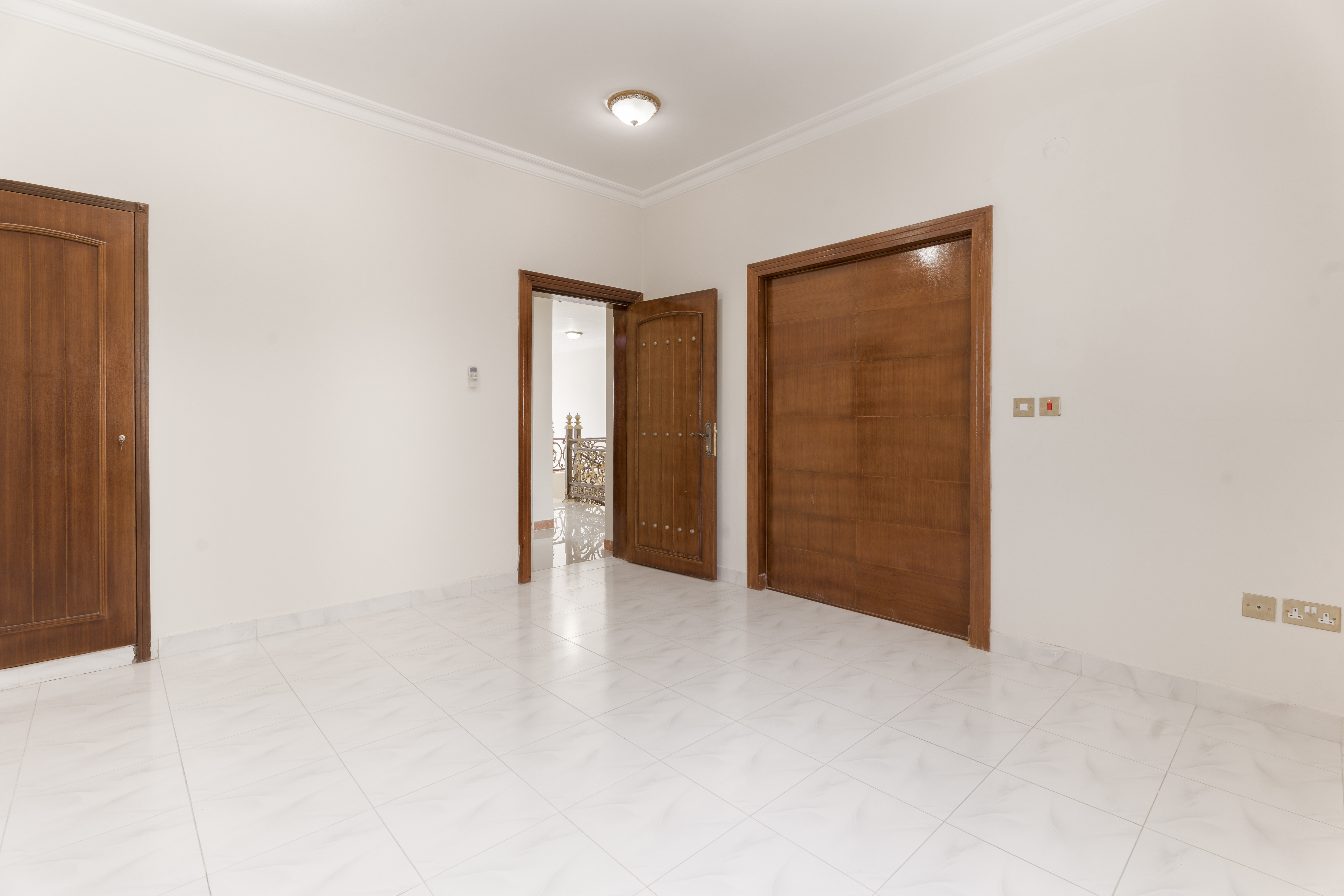 Villa In West Bay Lagoon-8