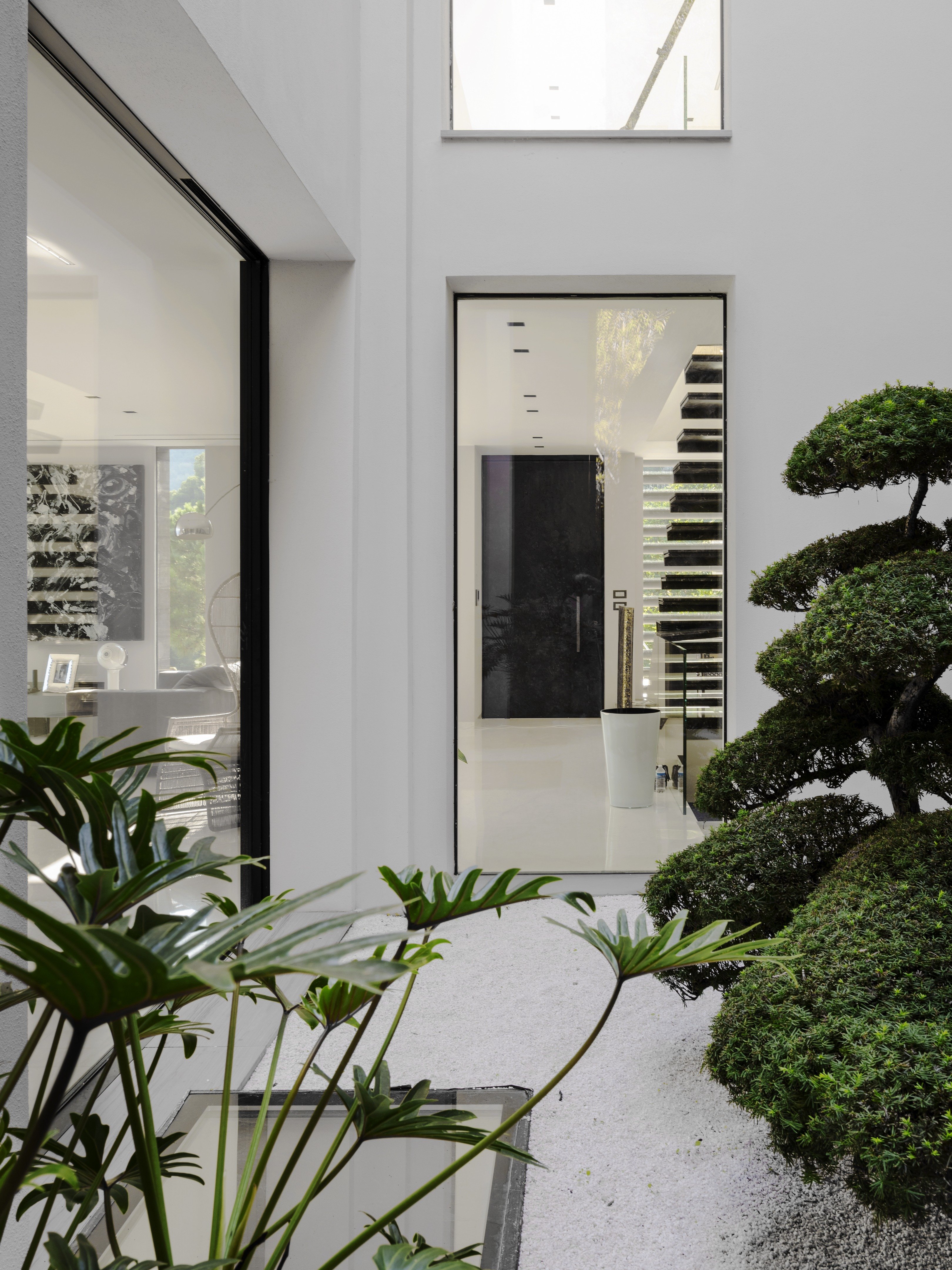 地中海风情 · 蒙特卡洛别墅 Villa Lea丨爱尔兰卡洛丨米兰 Massimo 和 Marco Donizelli 工作室-46