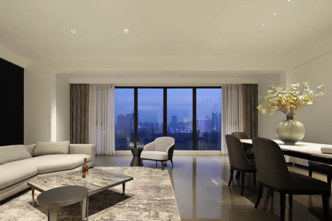 严谨而包容的美学,造出奢雅的空间丨穆兴旺-12