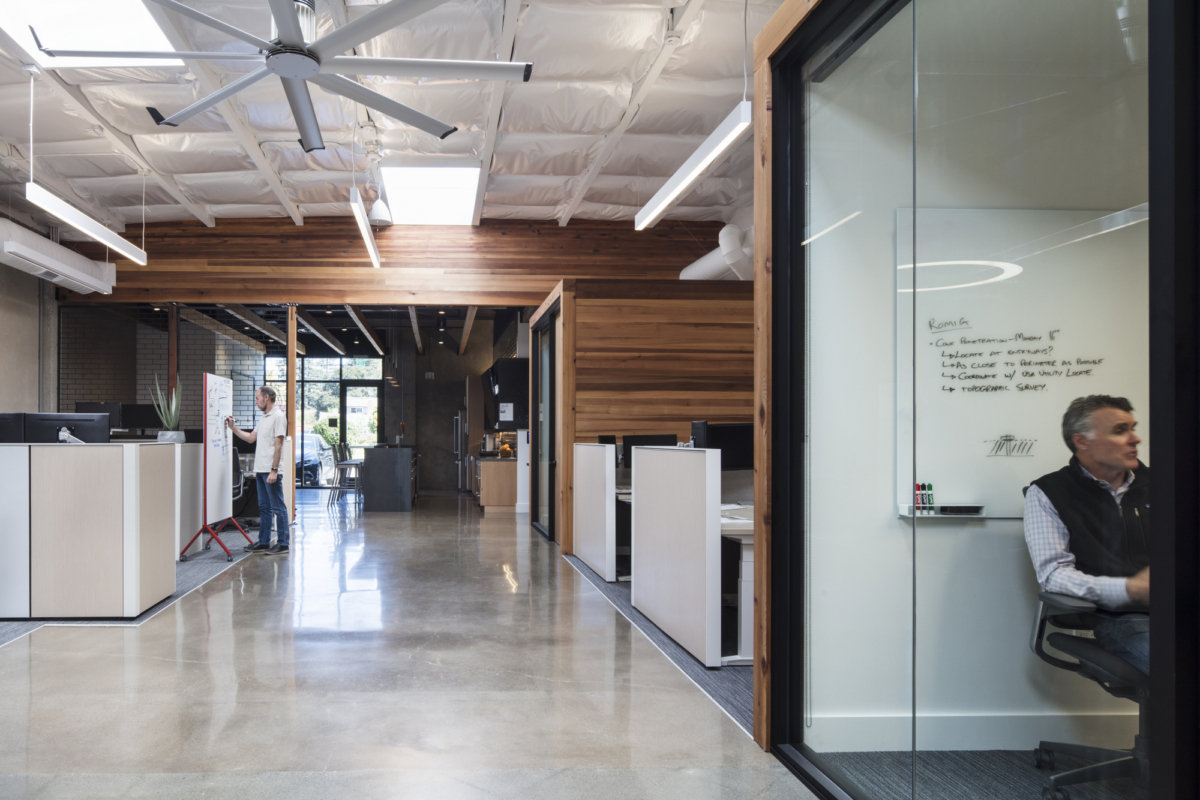 加州山景现代仓库改造办公室-7