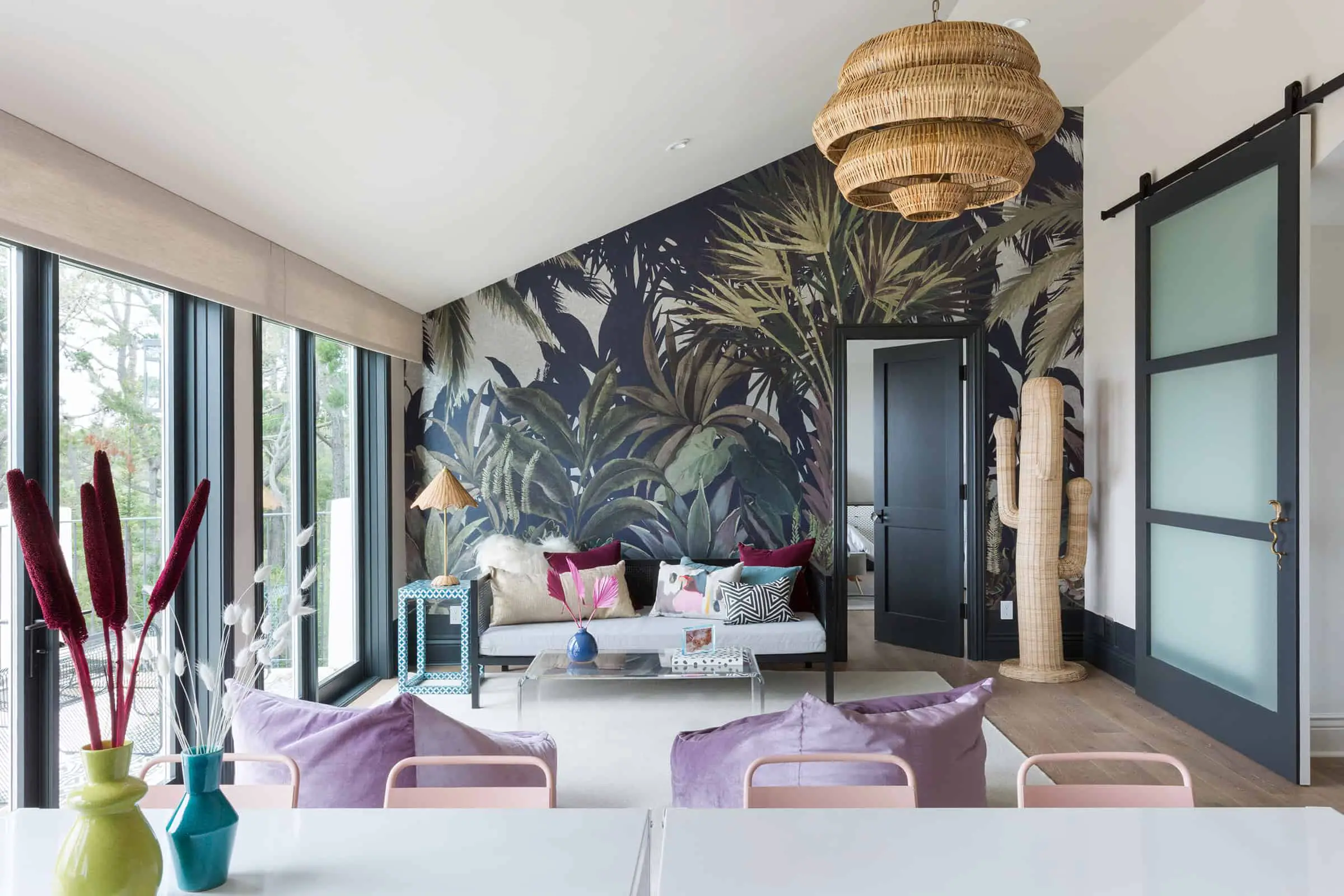 加州海滩家庭住宅的异域风情室内设计-1