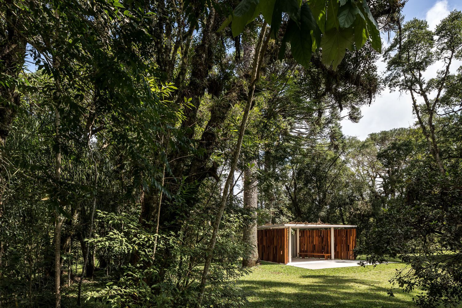 巴西玛丽亚卡塔琳娜教堂丨Canalli Arquitetura-11