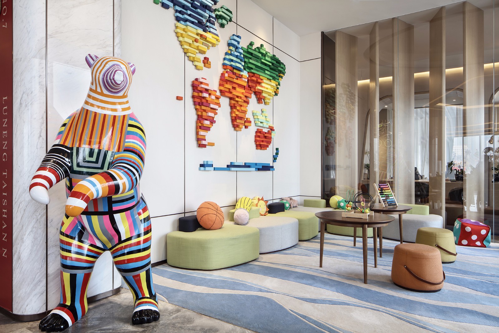 重庆鲁能泰山营销中心  RWD 黄志达设计-36