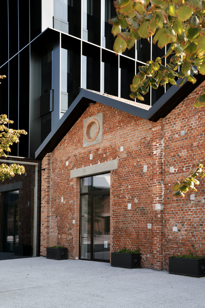 Gucci Hub  Piuarch-37