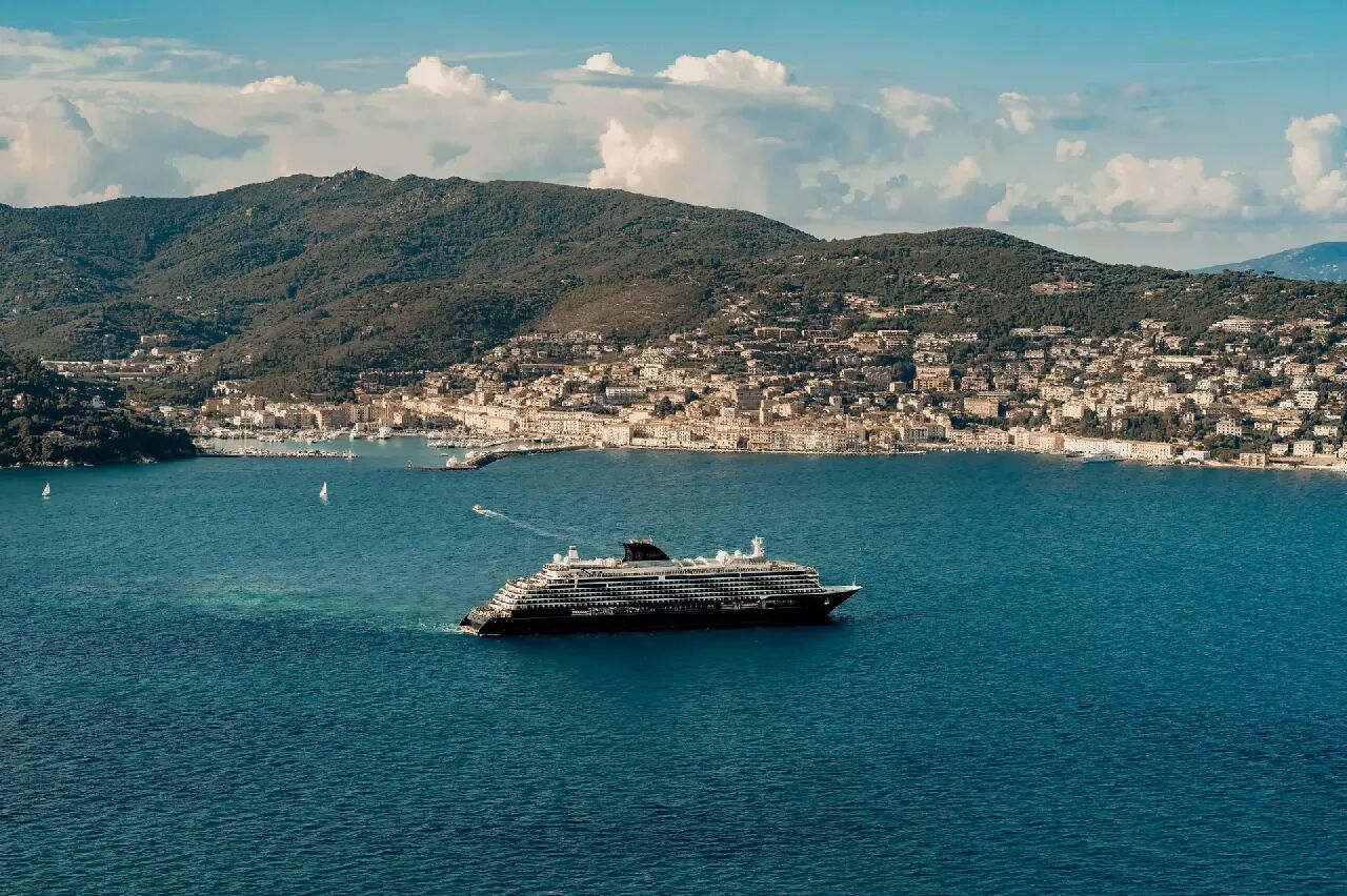 E·plora III号邮轮船东私密住宅及公共区域设计-4