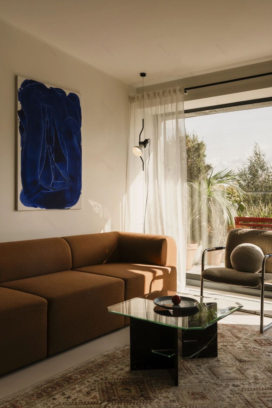 One Desk/一位男生的75㎡独居宅-4