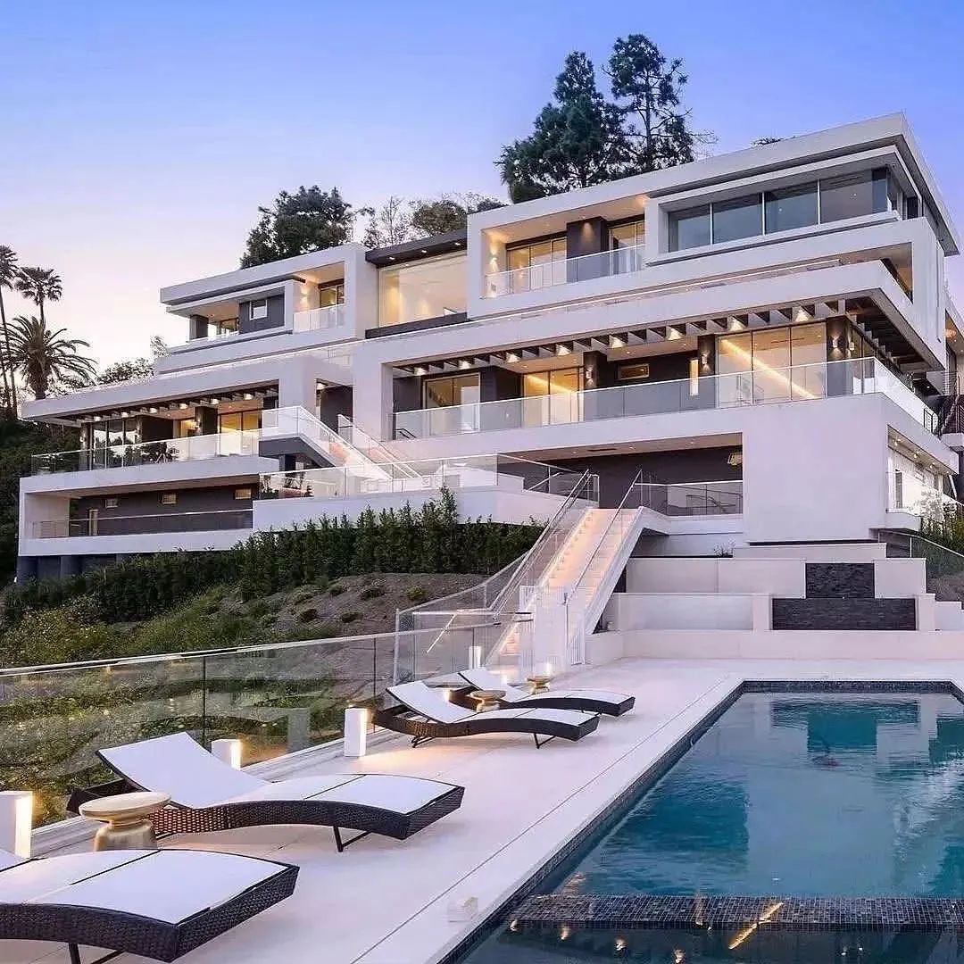 两个比弗利山庄顶豪新作-26