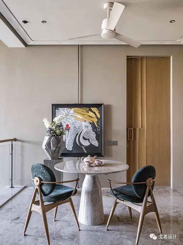 多代同堂的现代庄园住宅设计-0